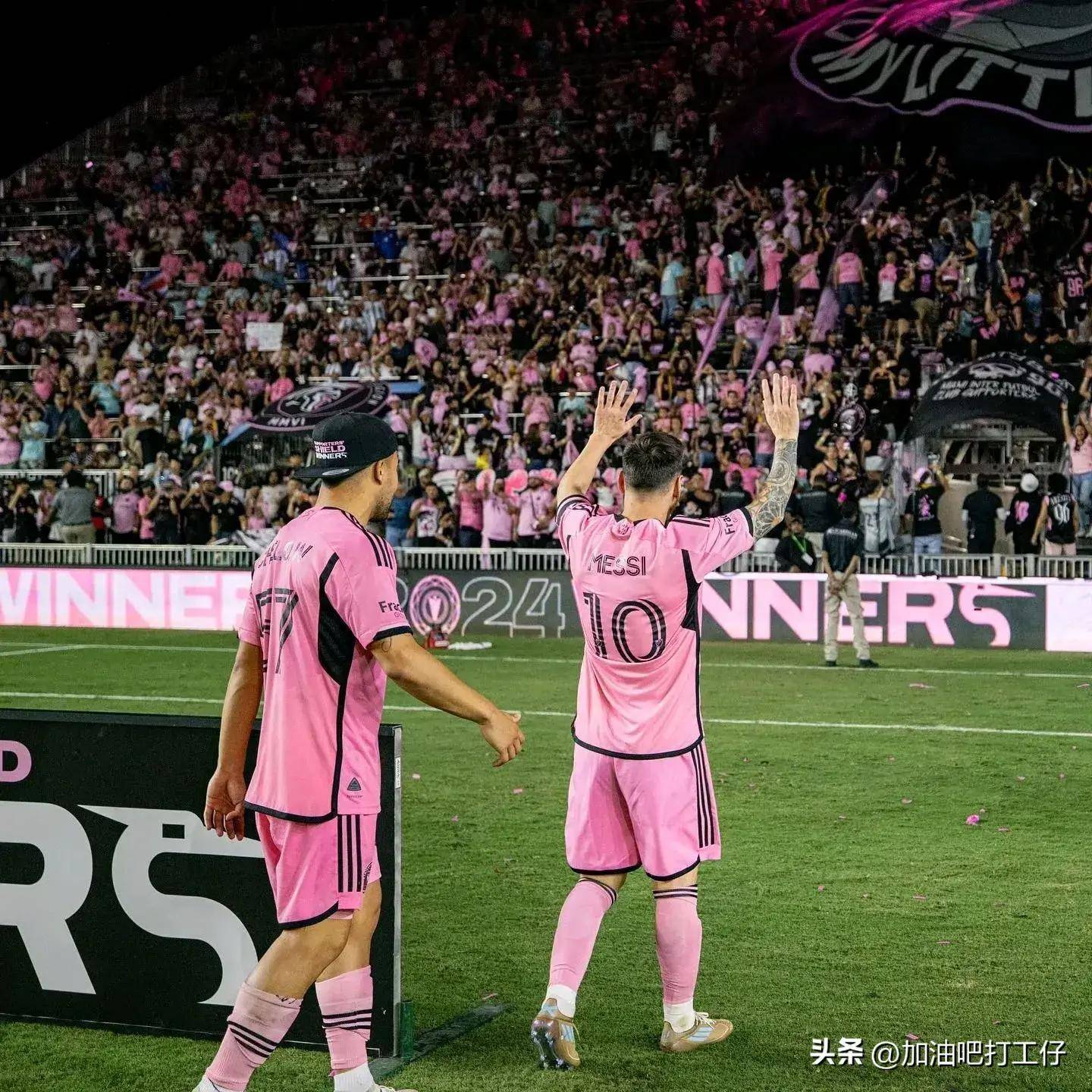 梅西迎战老对手，球星对决引爆热议