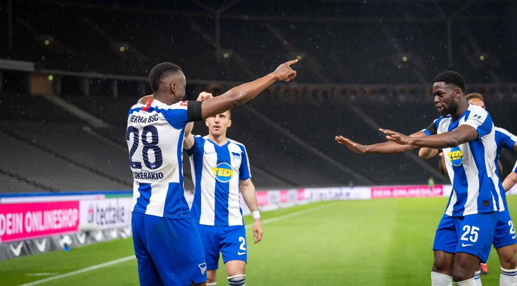 九游体育网页版入口-沙尔克连败加剧保级风险，德国足球联赛保级形势岌岌可危