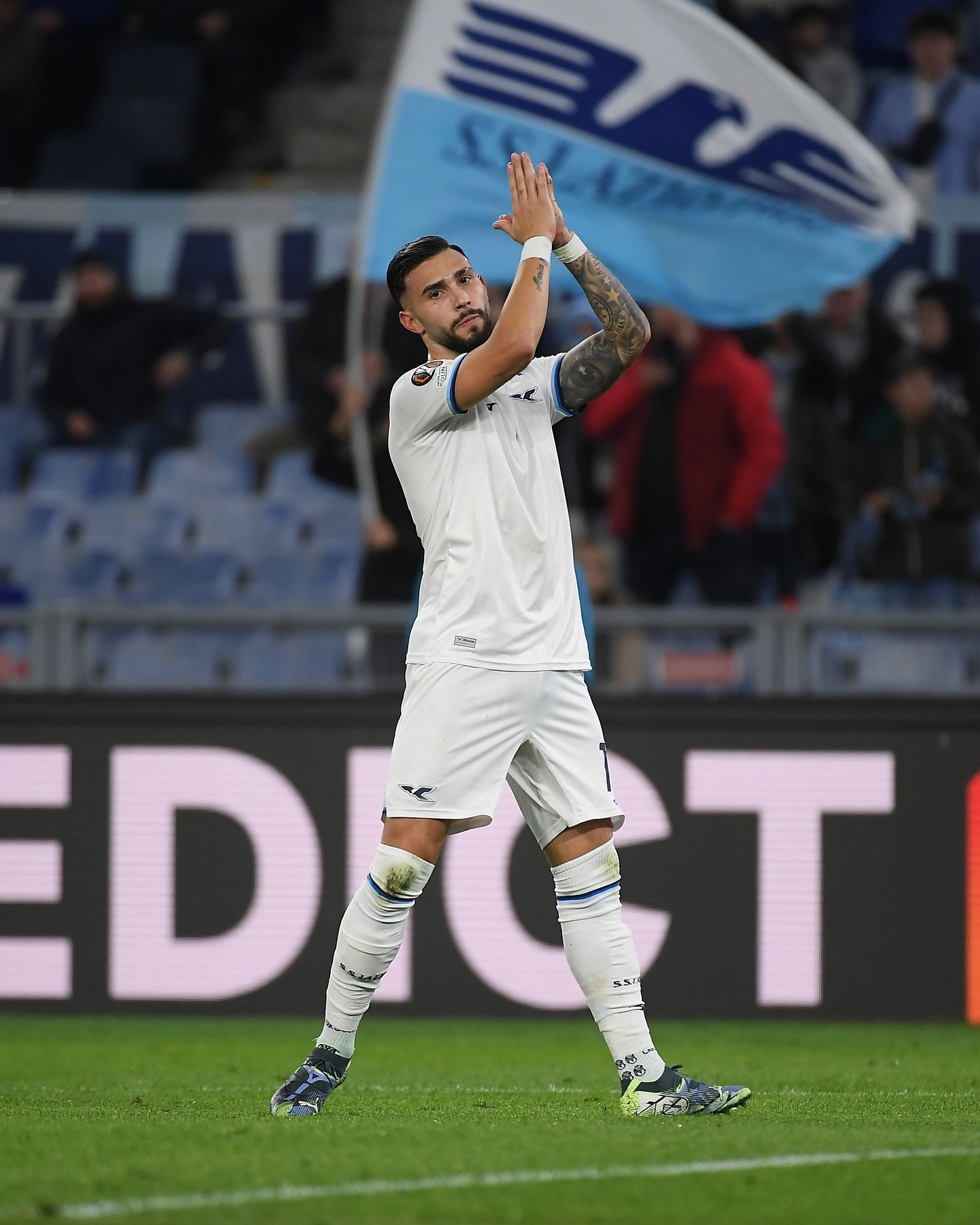 关于拉齐奥客场表现出色，逼近联赛前列的信息