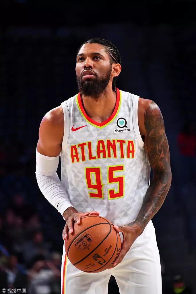 书豪砍下生涯新高分，助火箭惊险胜鹈鹕的简单介绍