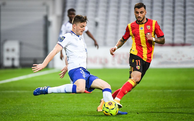 九游体育在线登录-兰斯连续三轮不敌对手，积分滑落的简单介绍