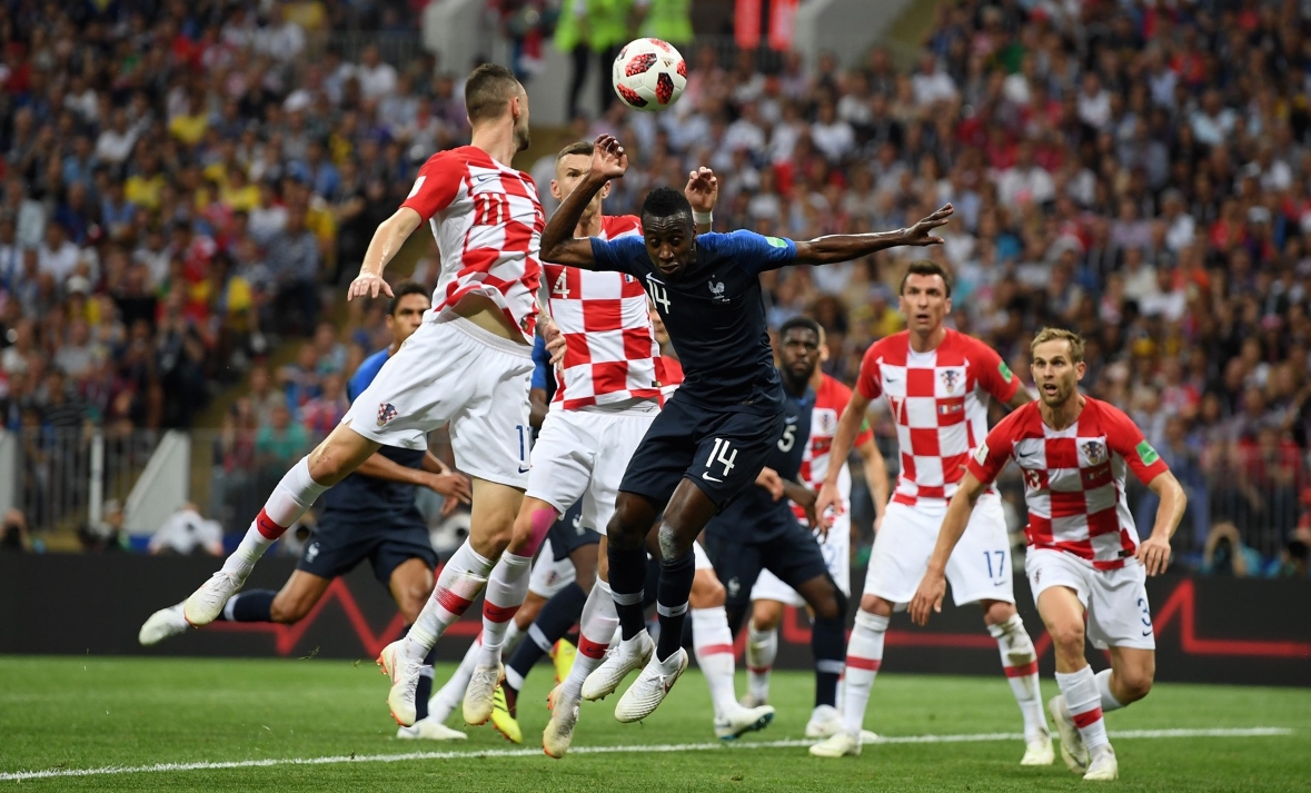克罗地亚队逆袭成功，晋级淘汰赛