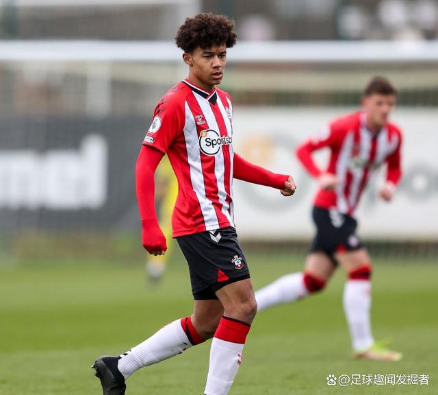 伯恩茅斯战平沃特福德，球员士气十足备战下一场的简单介绍