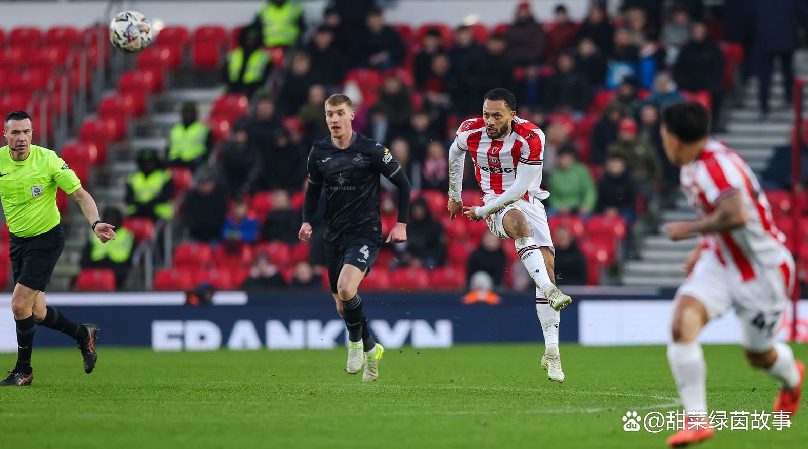 斯托克城客场惨败，英冠降级风波不绝的简单介绍