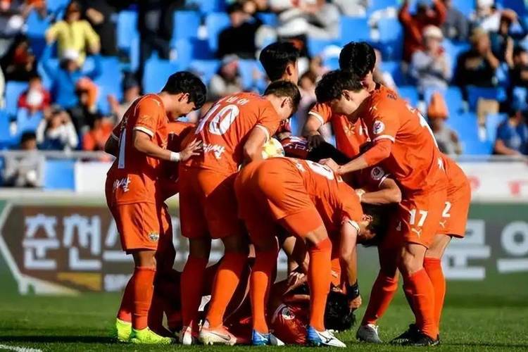 九游体育网页版登录入口-包含瓦斯科达伽马客场惊险取胜，完成逆袭的词条