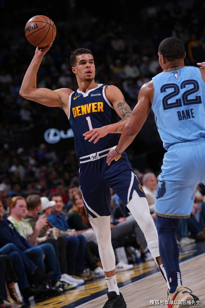 -灰熊队在主场连胜，状态持续火爆