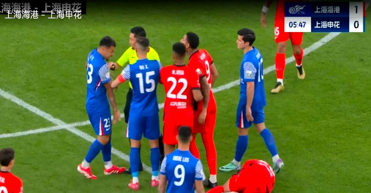 惊艳表现！菜鸟球员破门得分，引发观众欢呼的简单介绍