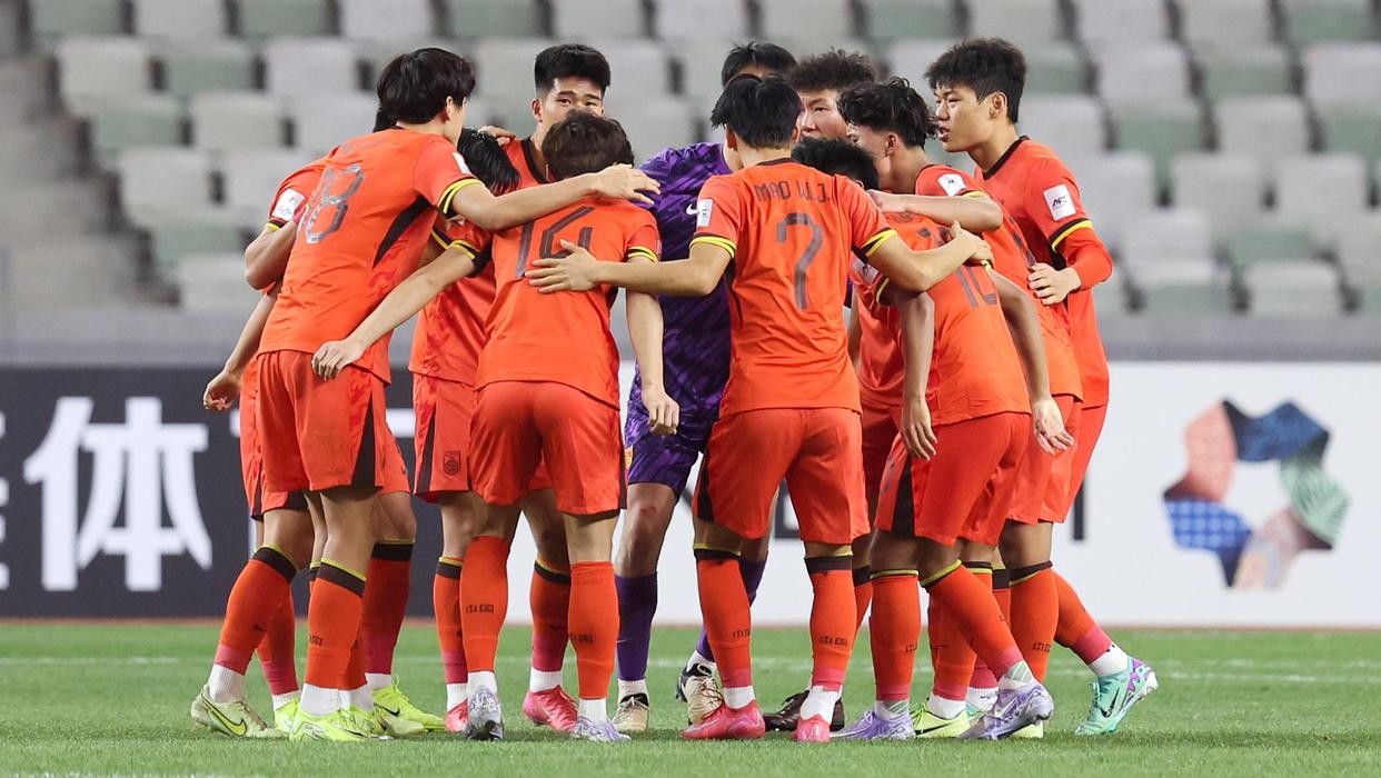 -精彩对决！中国球队与亚洲强队对抗