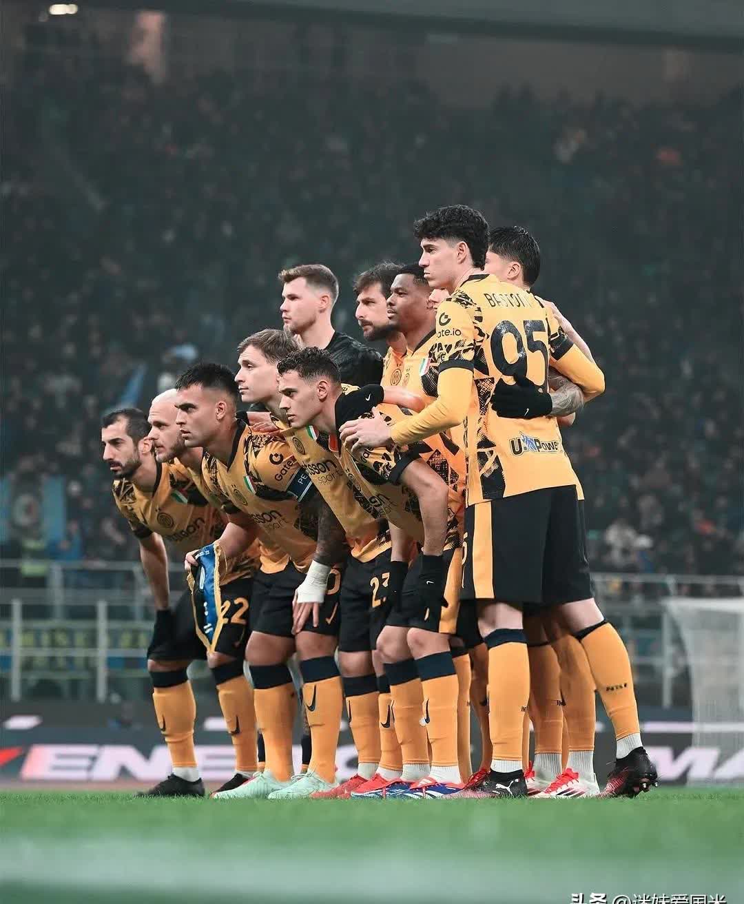 国际米兰前场连环进攻，轻松击败对手