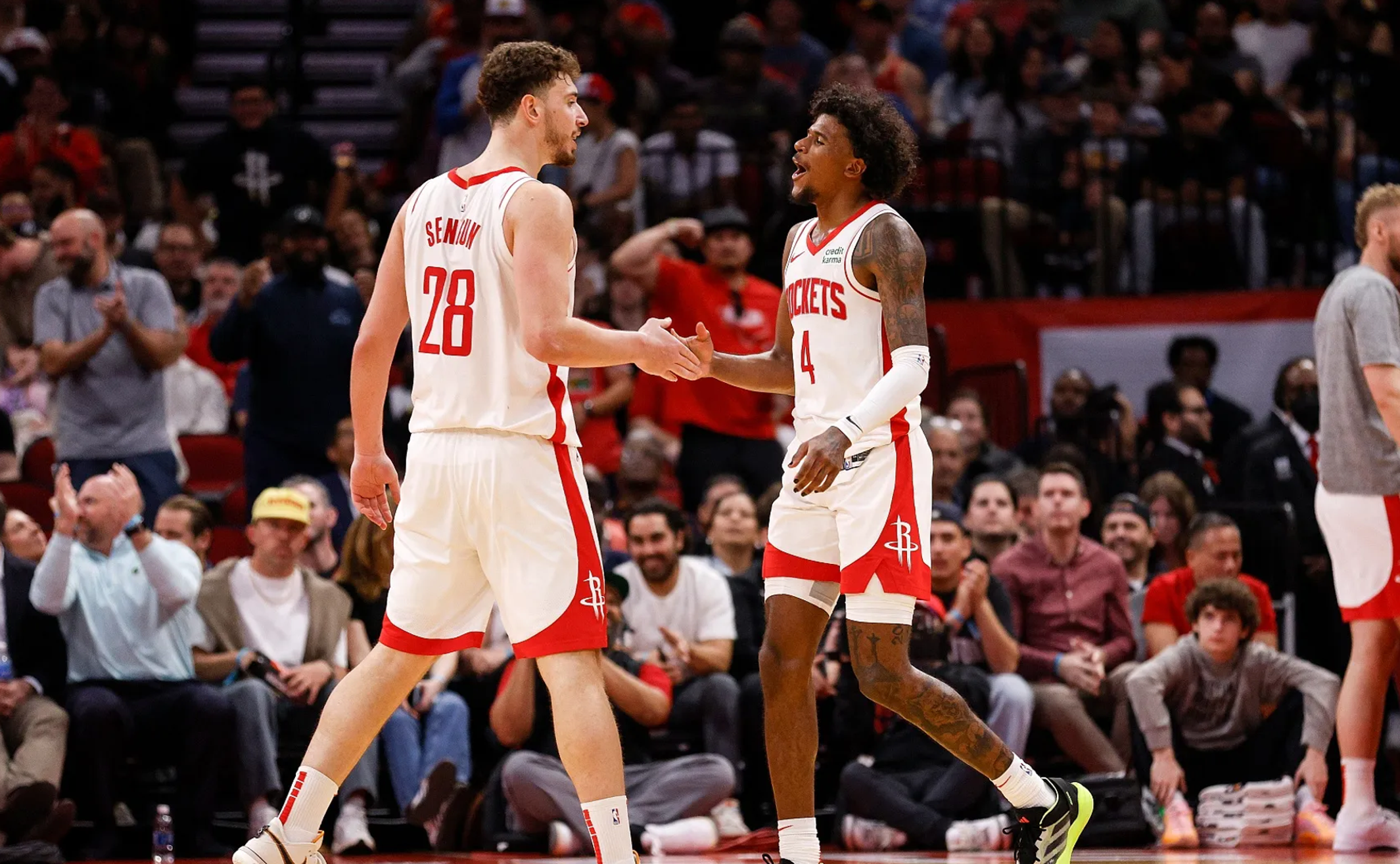 九游体育官网入口-关于雄鹿大胜对手，将对手净胜分拉开差距的信息