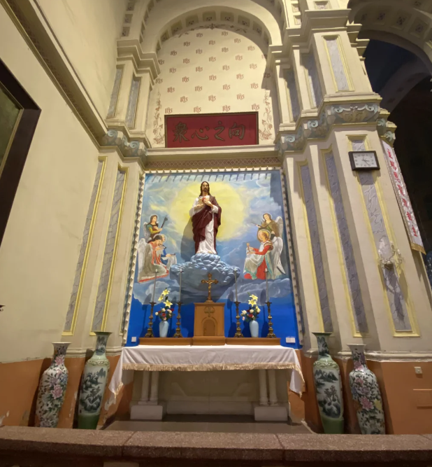 九游体育入口-关于罗马云宫中院大慈大慈篮下他们下潜罗宫的信息