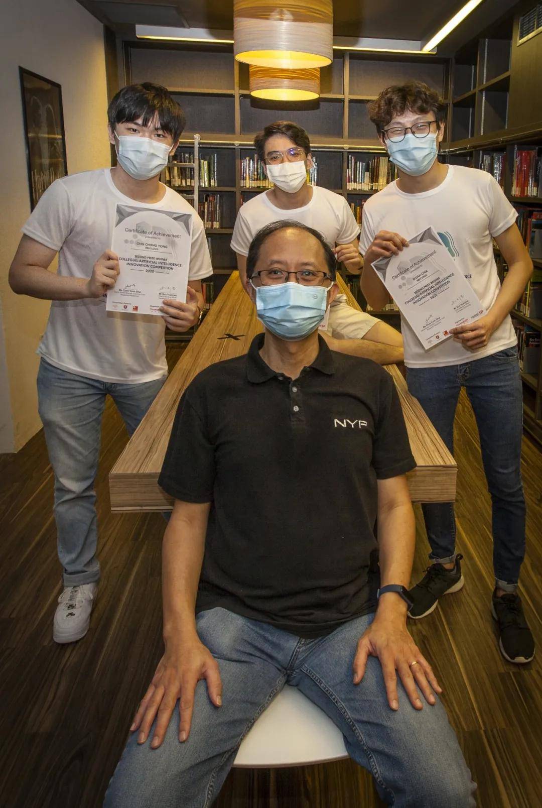 九游体育官方登录入口-关于新加坡划船团队团结进取，取得佳绩的信息