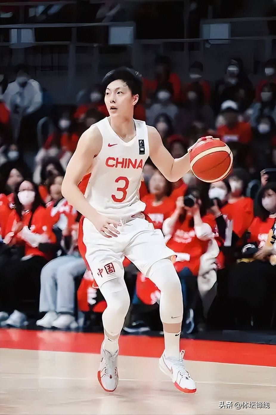 中国球队在国内联赛中展现出色表现